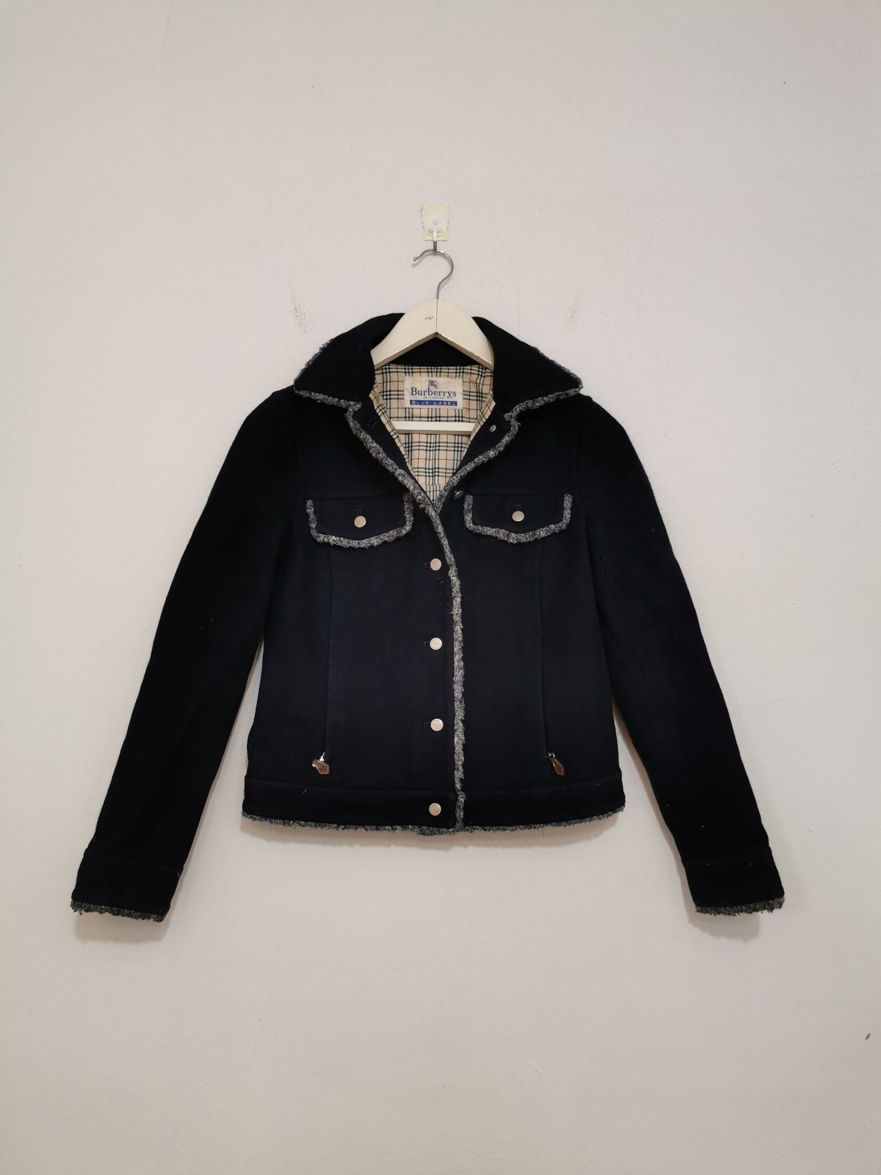 🔴Burberry jacket🔴