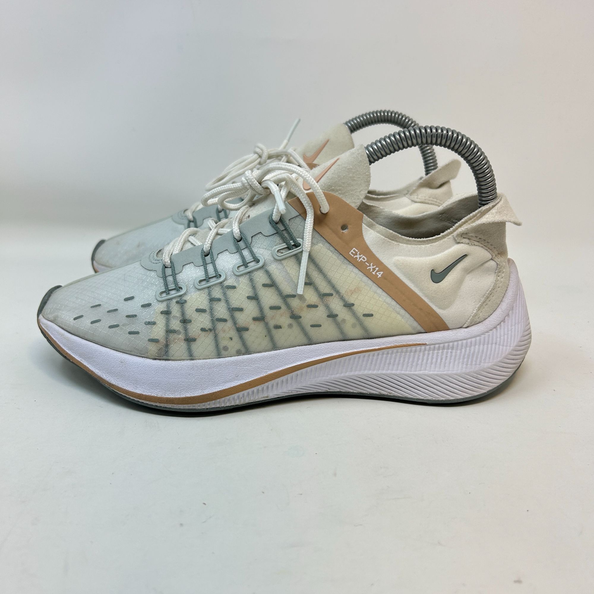 Nike Nike EXP-X14 White Tan Running Shoes Women’s 7.5 AO3170-101 Size US 7.5 / IT 37.5 - 1 Thumbnail