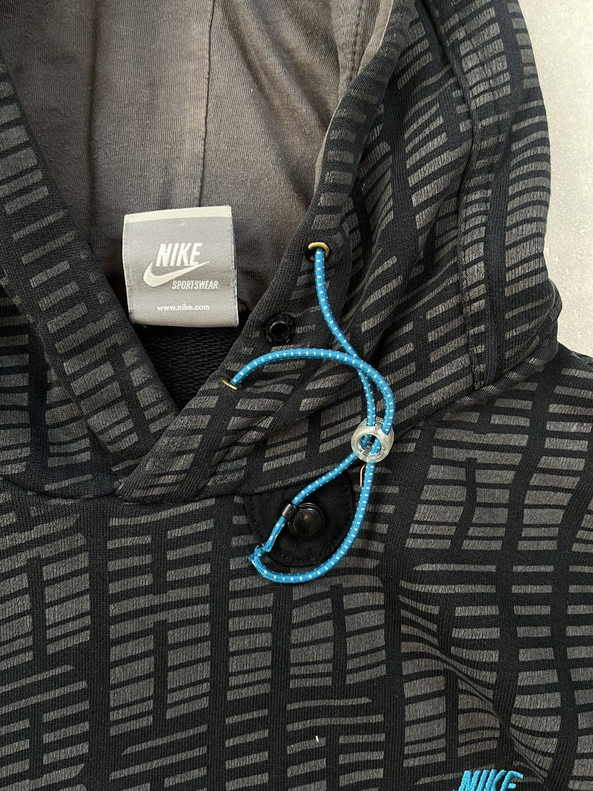 Nike × Vintage 00s Nike Air Vintage Y2K Monogram Retro Pullover Hoodie Size US S / EU 44-46 / 1 - 5 Thumbnail