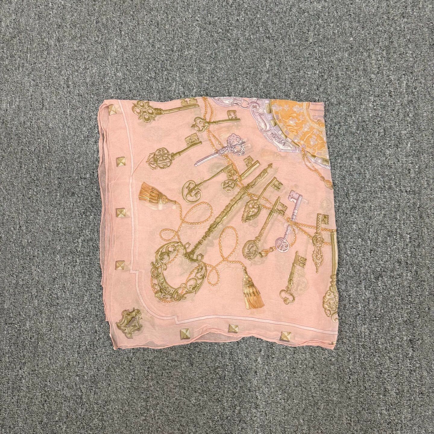 Hermes Hermes Classic Key Silk Scarf 99 New 80x80cm Size ONE SIZE - 1 Thumbnail