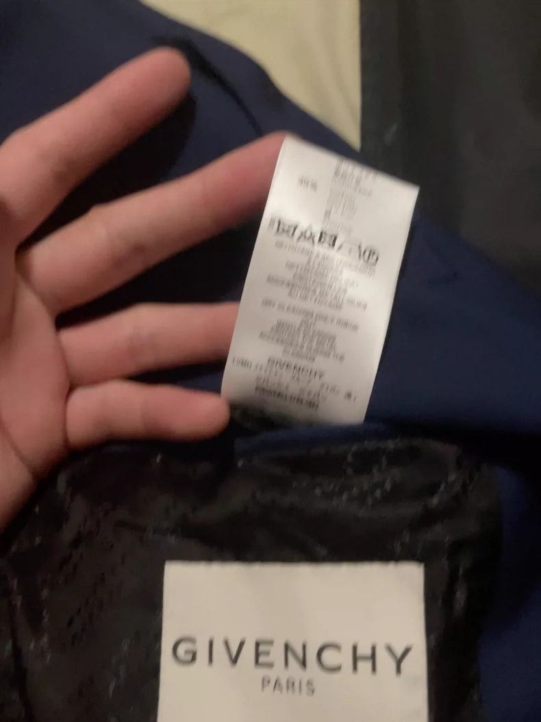 Givenchy Givenchy Wool suit, size 52. Purchased from Hangzhou Tower Size US XL / EU 56 / 4 - 7 Thumbnail