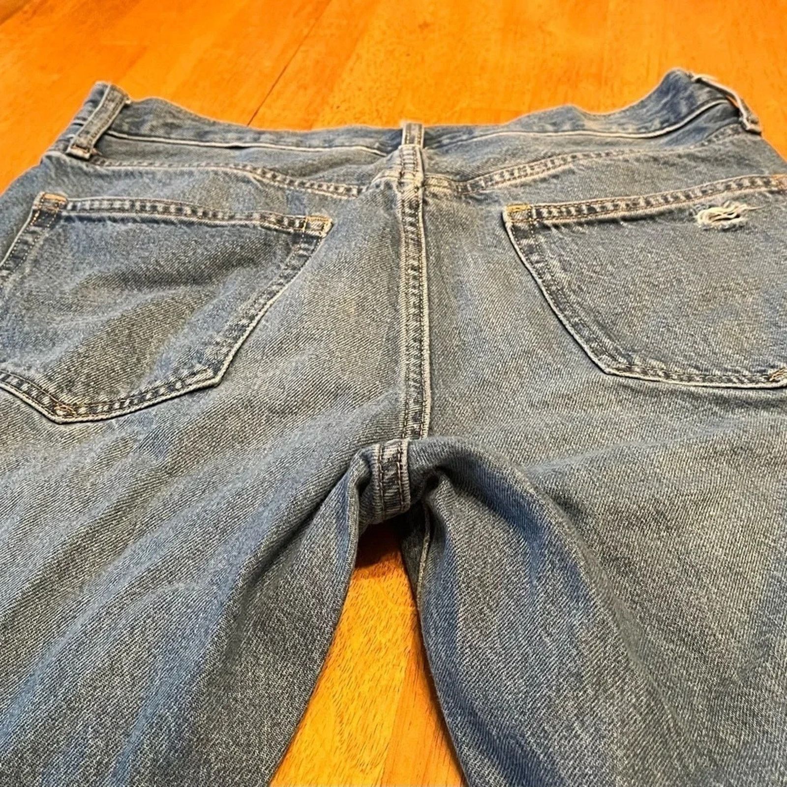 Gap Gap Boyfriend Mid Rise jeans raw hem, size 6 Size 28" / US 6 / IT 42 - 2 Thumbnail