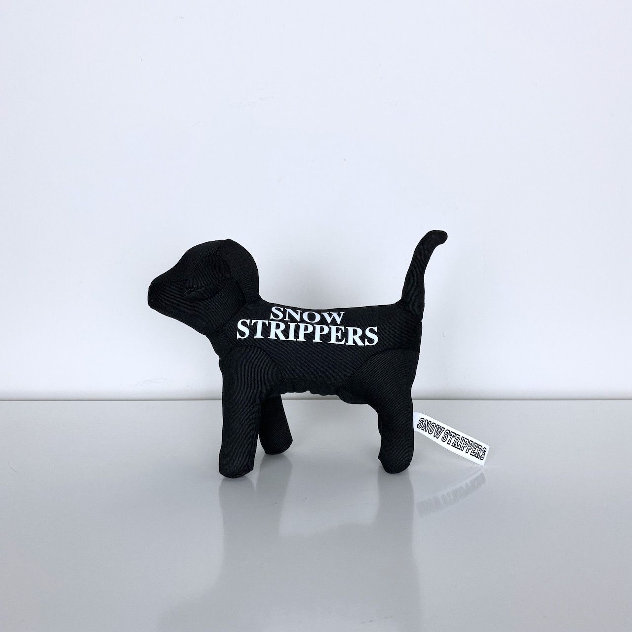 Online Ceramics ONLINE CERAMICS X SNOW STRIPPERS PLUSHY DOG Size ONE SIZE - 1 Thumbnail