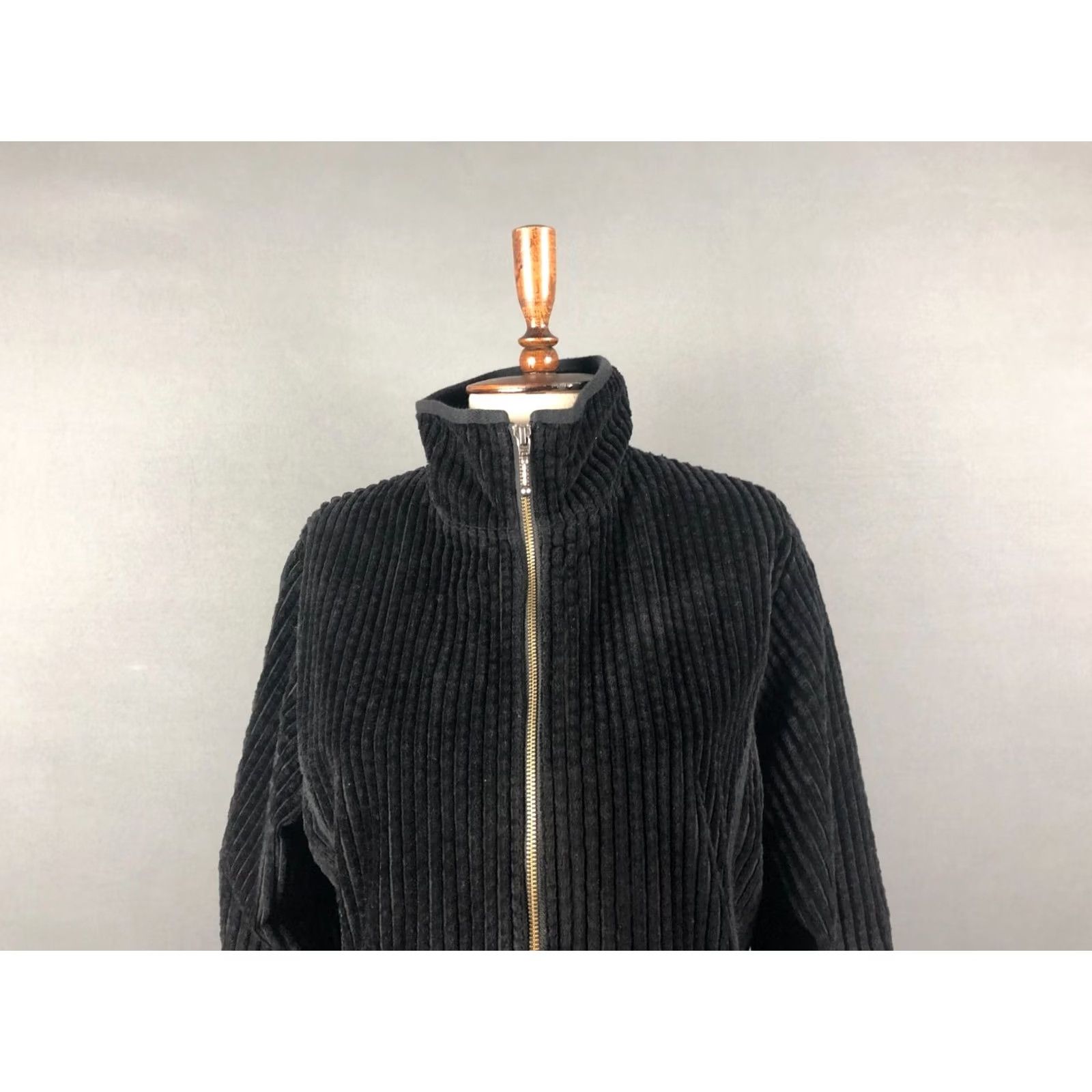 Vintage Woolrich Corduroy Full Zip Jacket Cotton Women's M Black Size M / US 6-8 / IT 42-44 - 4 Thumbnail