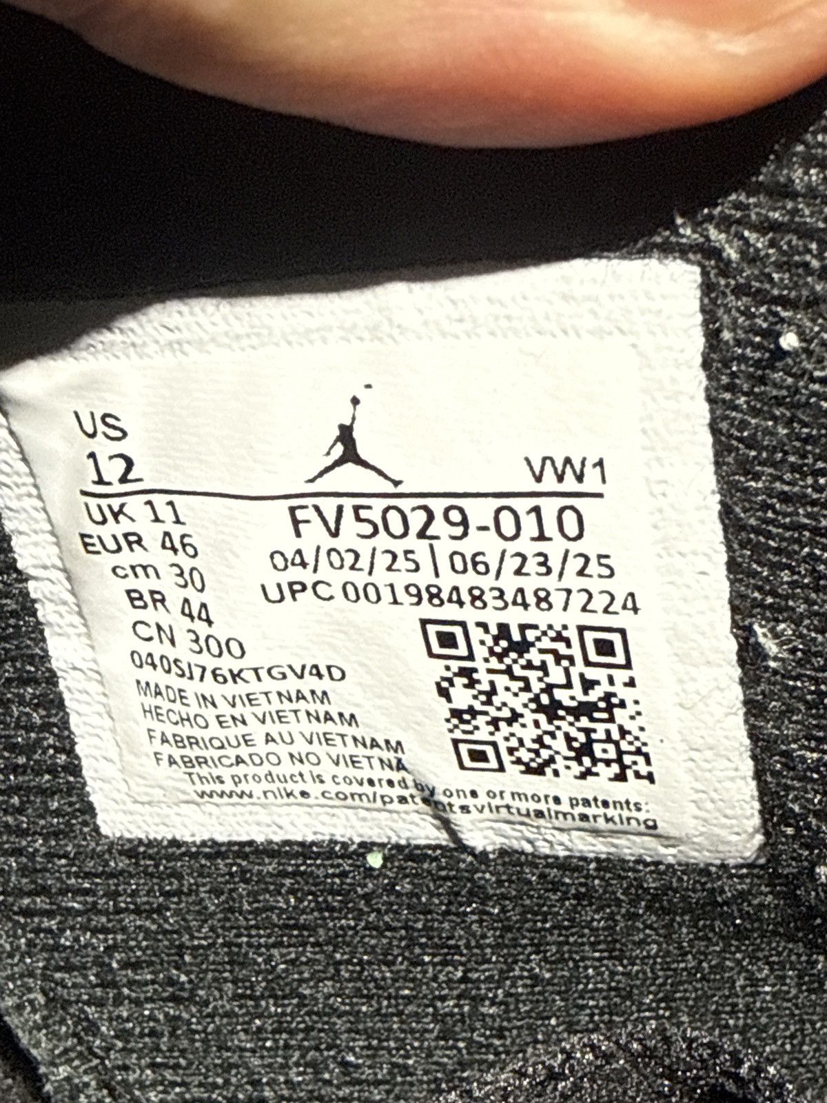 Jordan Brand Jordan 4 black cat 2025 Size US 12 / EU 45 - 7 Thumbnail