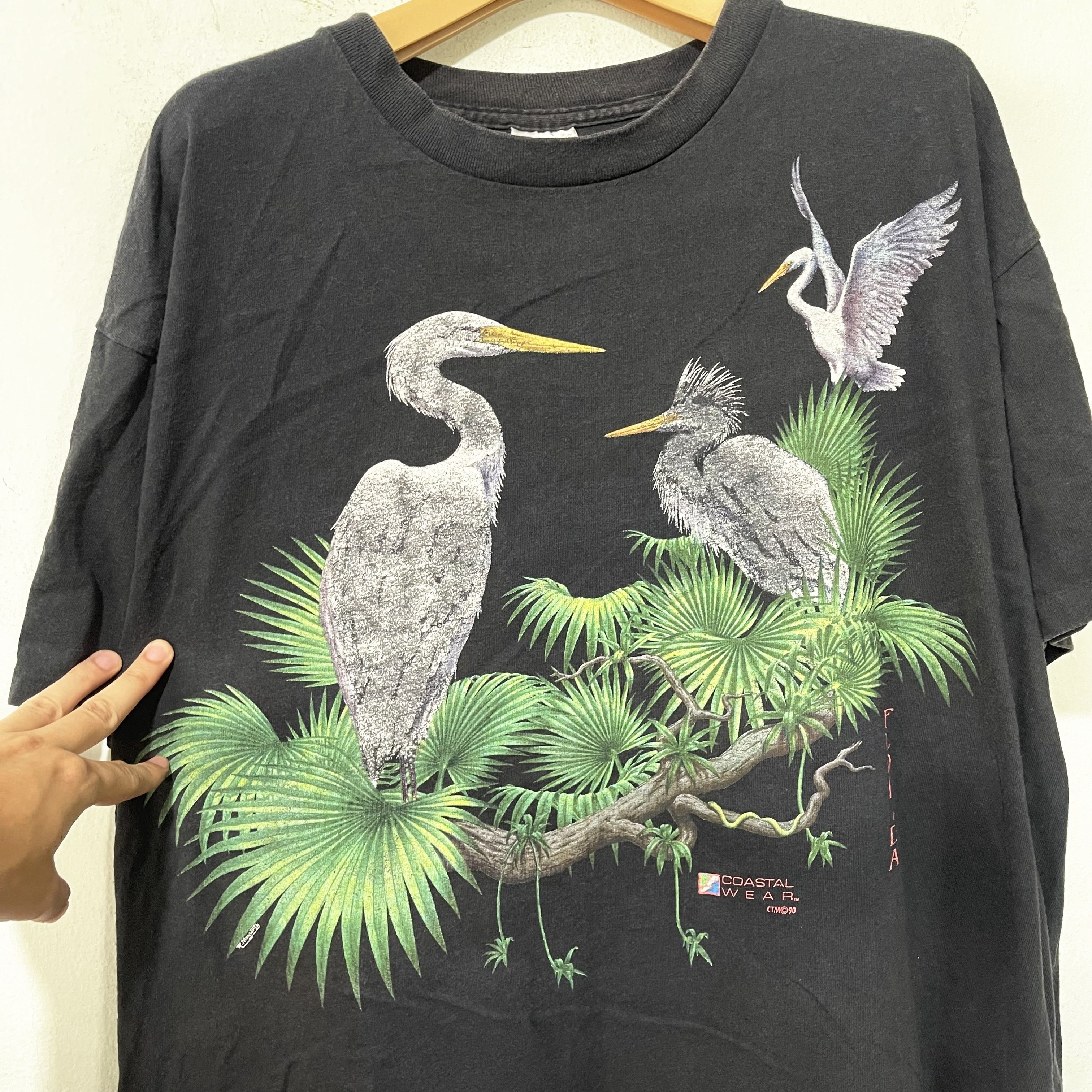 Vintage Vintage 90s Coastal Bird T-Shirt Size US XL / EU 56 / 4 - 2 Thumbnail