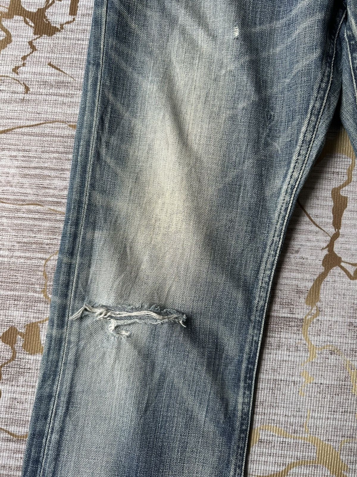 Burberry Burberry Black Label Faded Blue Design Distressed Denim Size US 30 / EU 46 - 8 Thumbnail