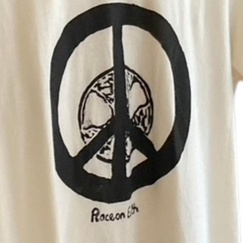 American Apparel NWOT Sustainable Edition Peace On Earth T-Shirt , Unisex Size US S / EU 44-46 / 1 - 4 Thumbnail
