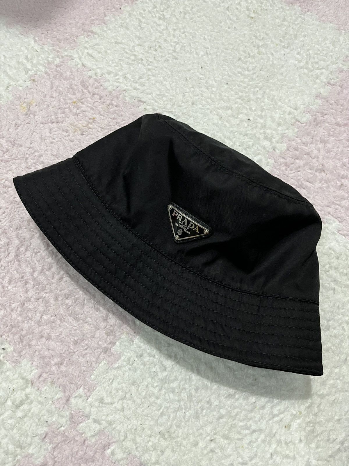 Prada Prada re nylon bucket hat Size ONE SIZE - 1 Thumbnail