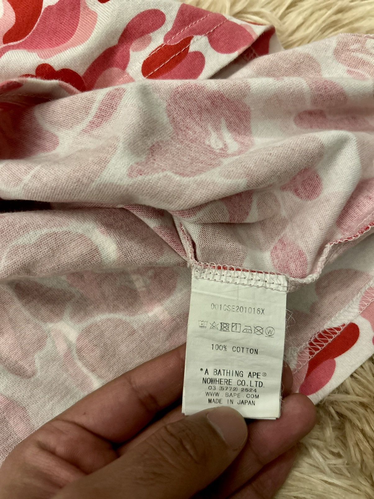Bape 💥CRAZY💥 BAPE PINK CAMO SHARK TEE Size US L / EU 52-54 / 3 - 13 Thumbnail