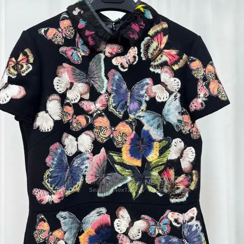 Valentino Valentino Black Wool Blend Embroidered Dress . Size XL / US 12-14 / IT 48-50 - 3 Thumbnail