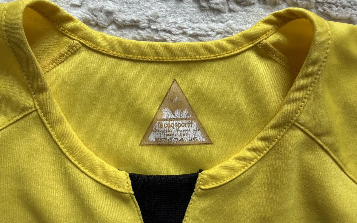 Le Coq Sportif Goalkeeper T-shirt of FC "Sheffield United" season 2005/2006 Size US S / EU 44-46 / 1 - 5 Thumbnail