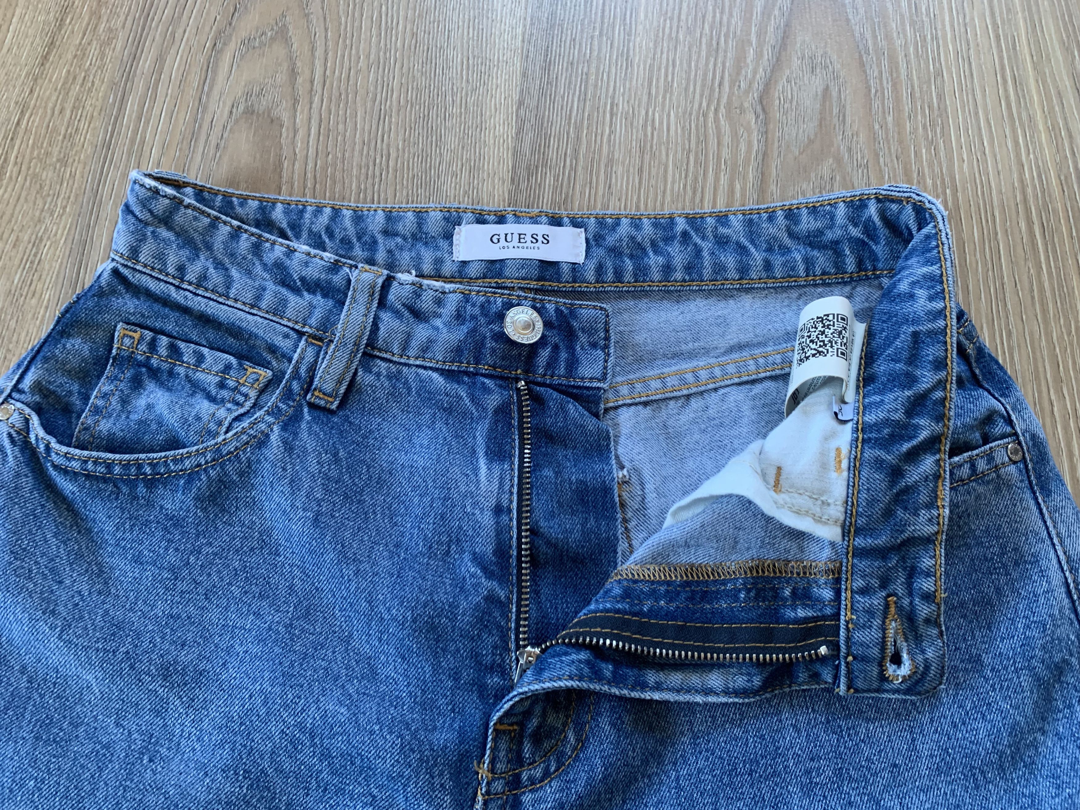 Guess Guess Women’s Light Blue Denim Shorts Breeches Size 25" / US 0 / IT 36 - 5 Thumbnail