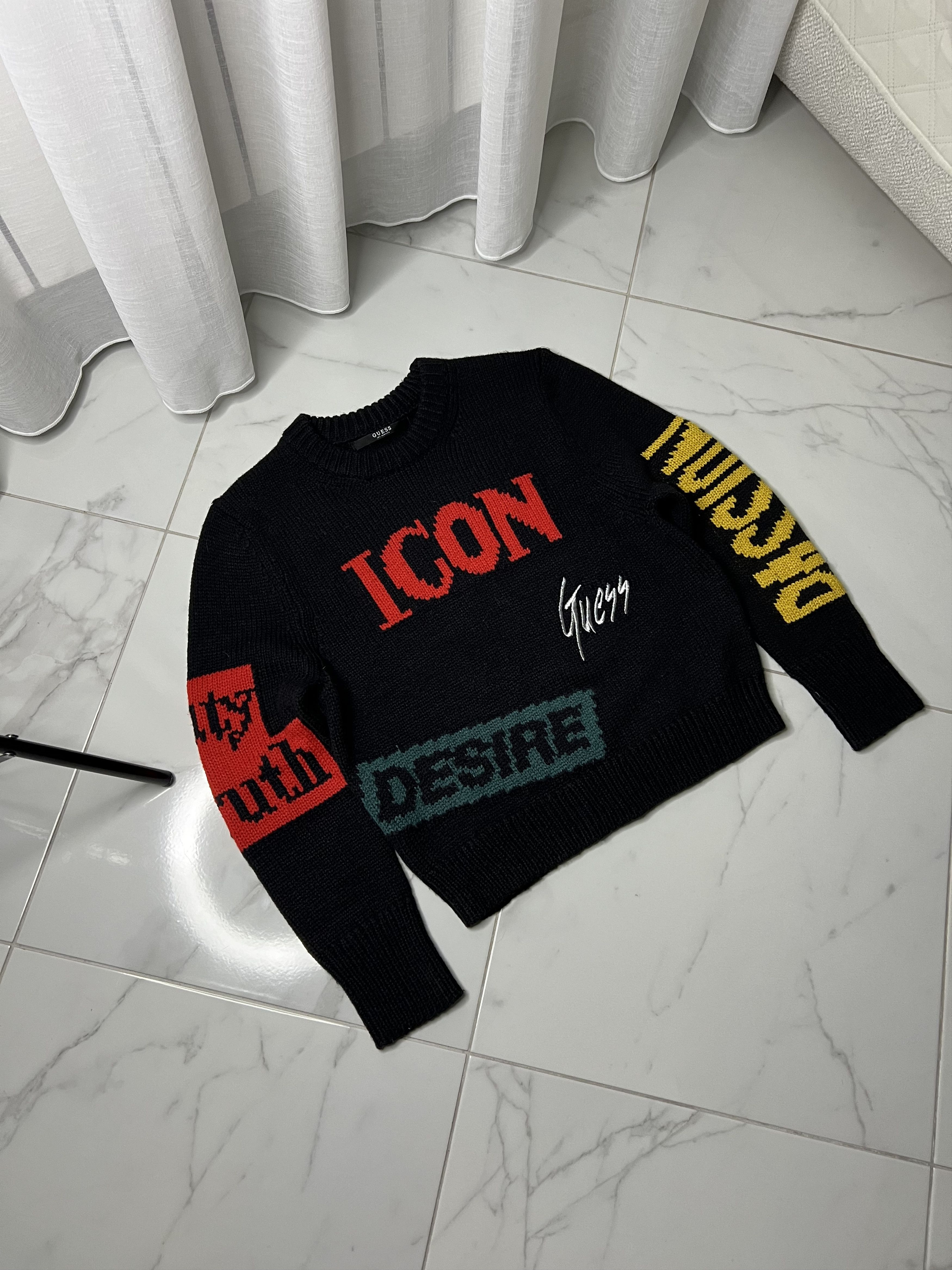 Guess × Vintage Guess icon sweater women’s Size S / US 4 / IT 40 - 2 Thumbnail