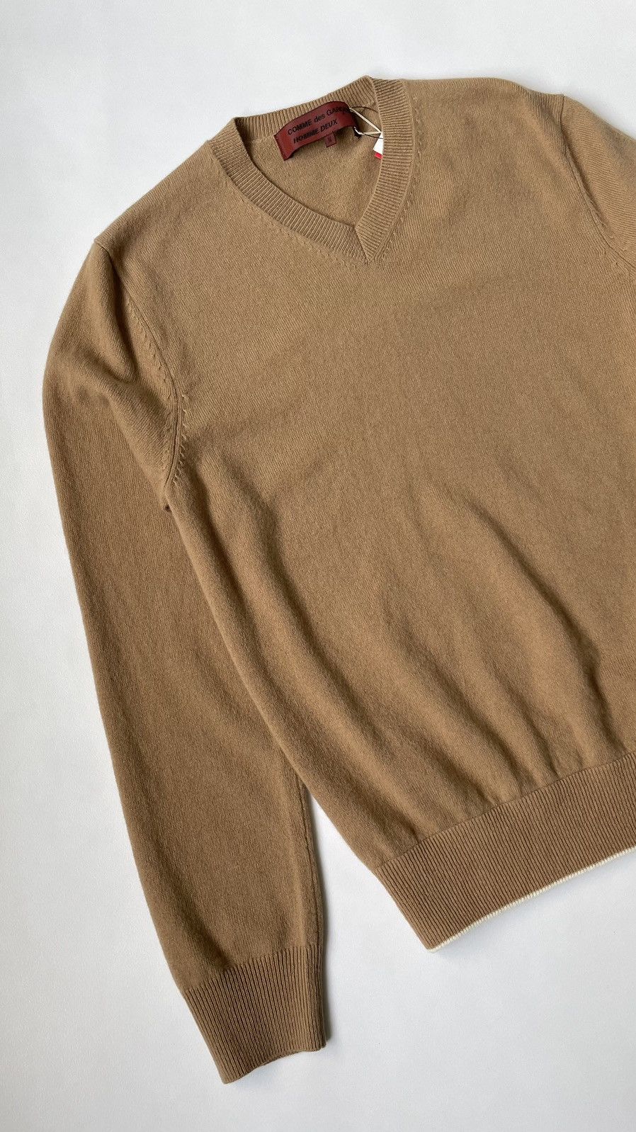 Comme des Garcons A/W 04 Camel Wool V Neck Sweater Size US M / EU 48-50 / 2 - 4 Thumbnail