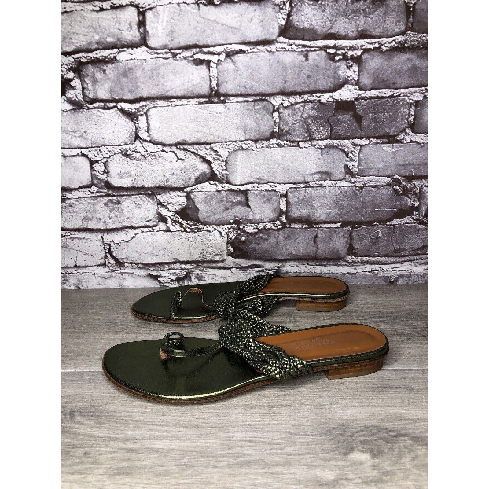 Other Via Spiga Metallic Green Leather Braided Flats Sandals Women Size US 8.5 / IT 38.5 - 14 Thumbnail