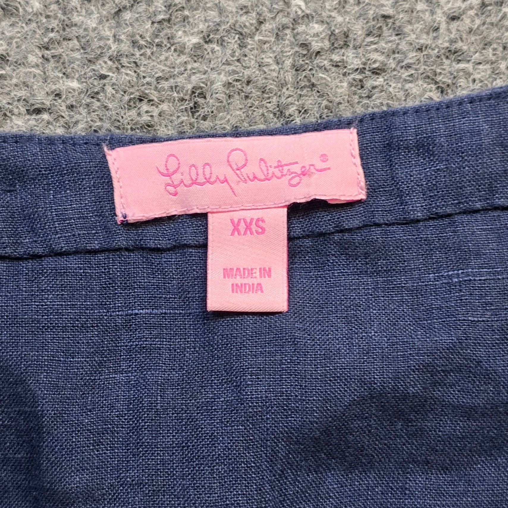 Lilly Pulitzer Lilly Pulitzer Top Womens XXS Blue Linen Beaded Shirt Preppy Beachy V-Neck Pullover Casual Long Sleeve Size XXS / US 00 / IT 34 - 3 Thumbnail