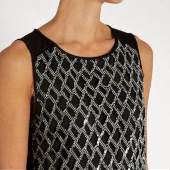 Diane von Furstenberg DVF DIANE VON FURSTENBERG size S beaded front cocktail dress Size S / US 4 / IT 40 - 3 Thumbnail