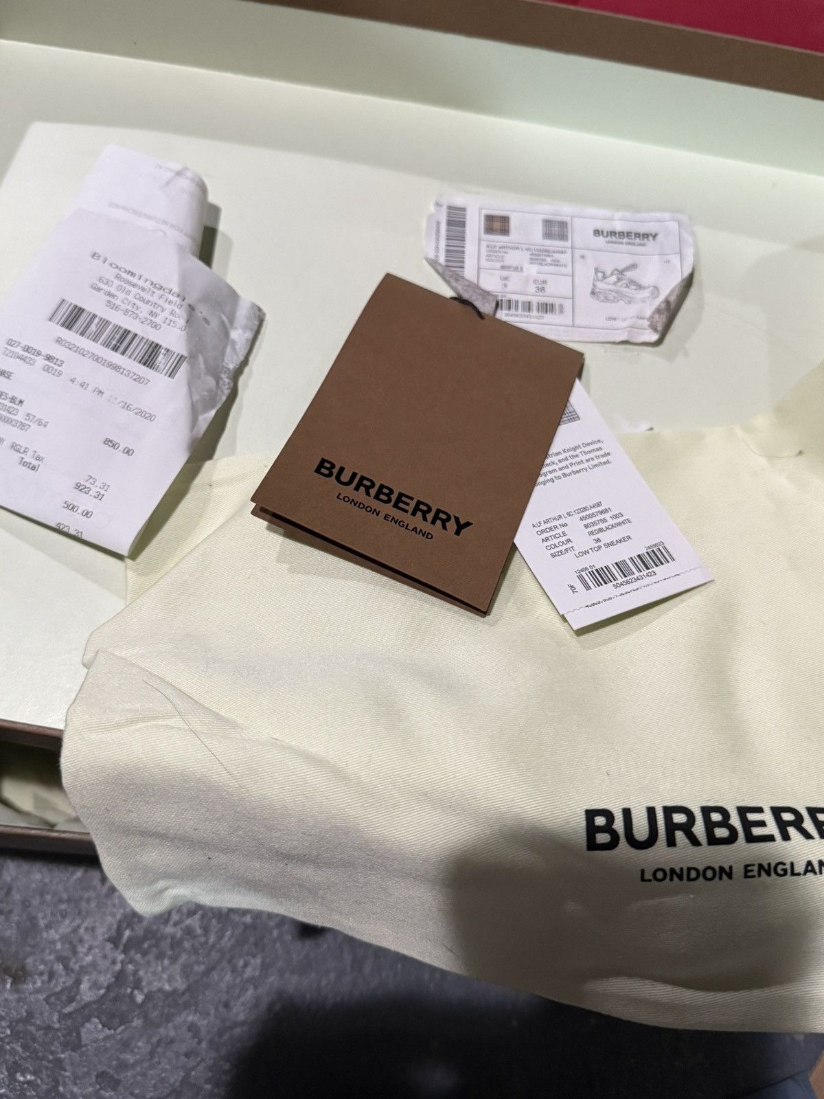 Burberry Burberry Arthur Check Plaid Sneakers Black Red Low Top Women Size US 6 / IT 36 - 3 Thumbnail