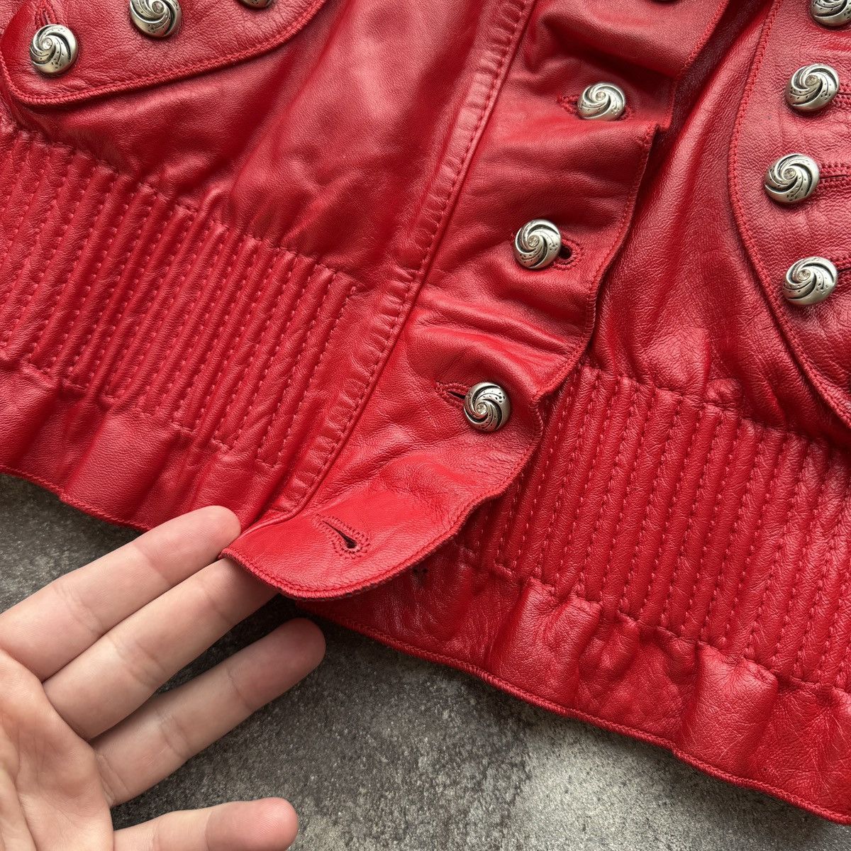 Japanese Brand Vintage Faux Fur Details Red Genuine Leather Cropped Jacket Size S / US 4 / IT 40 - 7 Thumbnail