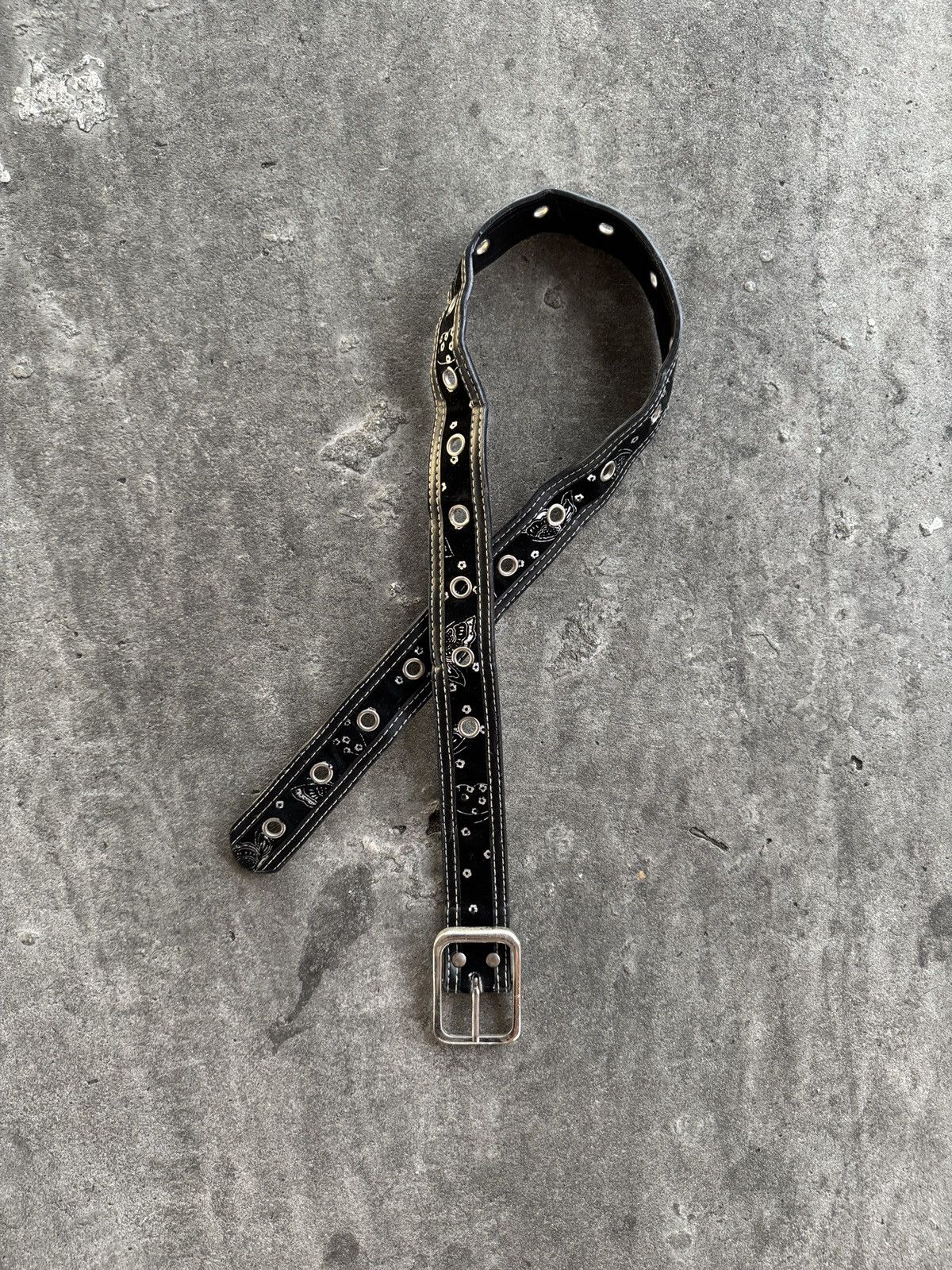 Japanese Brand Vintage Studded With One Prong Belt Size ONE SIZE - 1 Thumbnail
