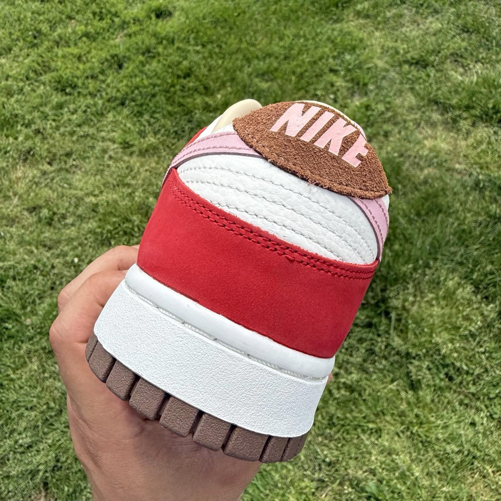 Nike Nike Dunk Premium Low Bacon 10.5 Women / 9 Men Size US 10.5 / IT 40.5 - 4 Thumbnail