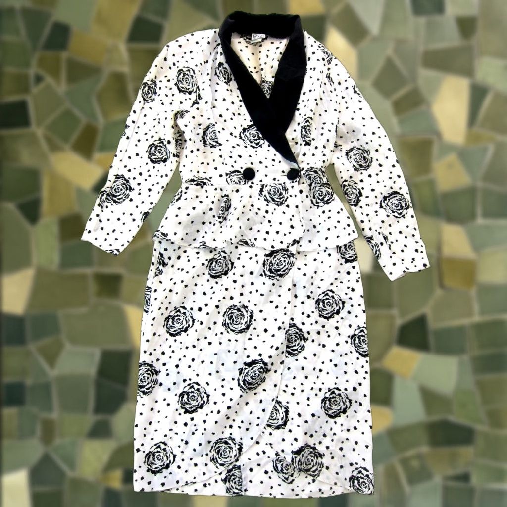 Vintage VINTAGE Pacino California Black White Floral Polka Dot Ruffle Wrap Dress 7/8 M Size M / US 6-8 / IT 42-44 - 1 Thumbnail