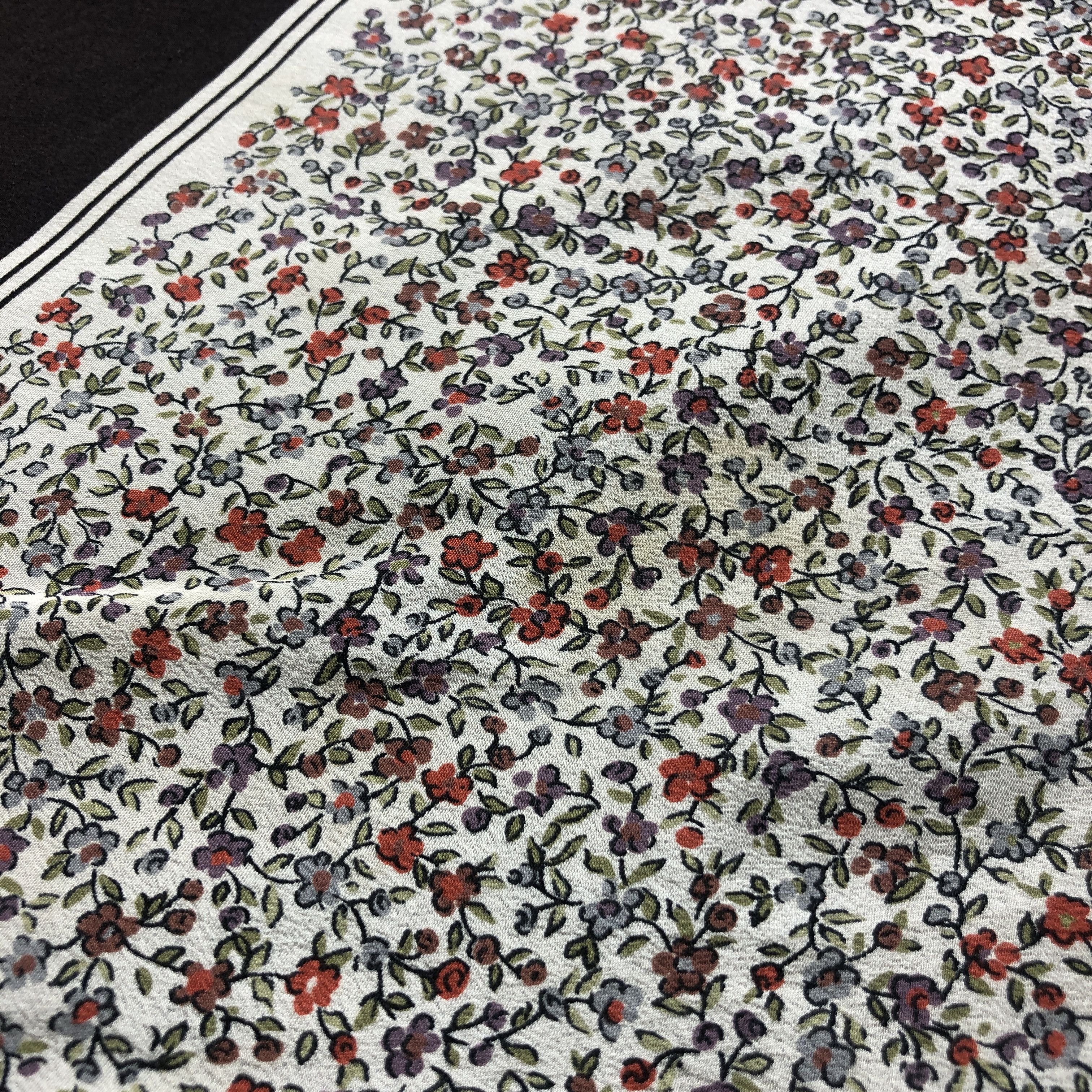 Japanese Brand Vintage Cacharel Floral Silk Scarf M1204 Size ONE SIZE - 7 Thumbnail
