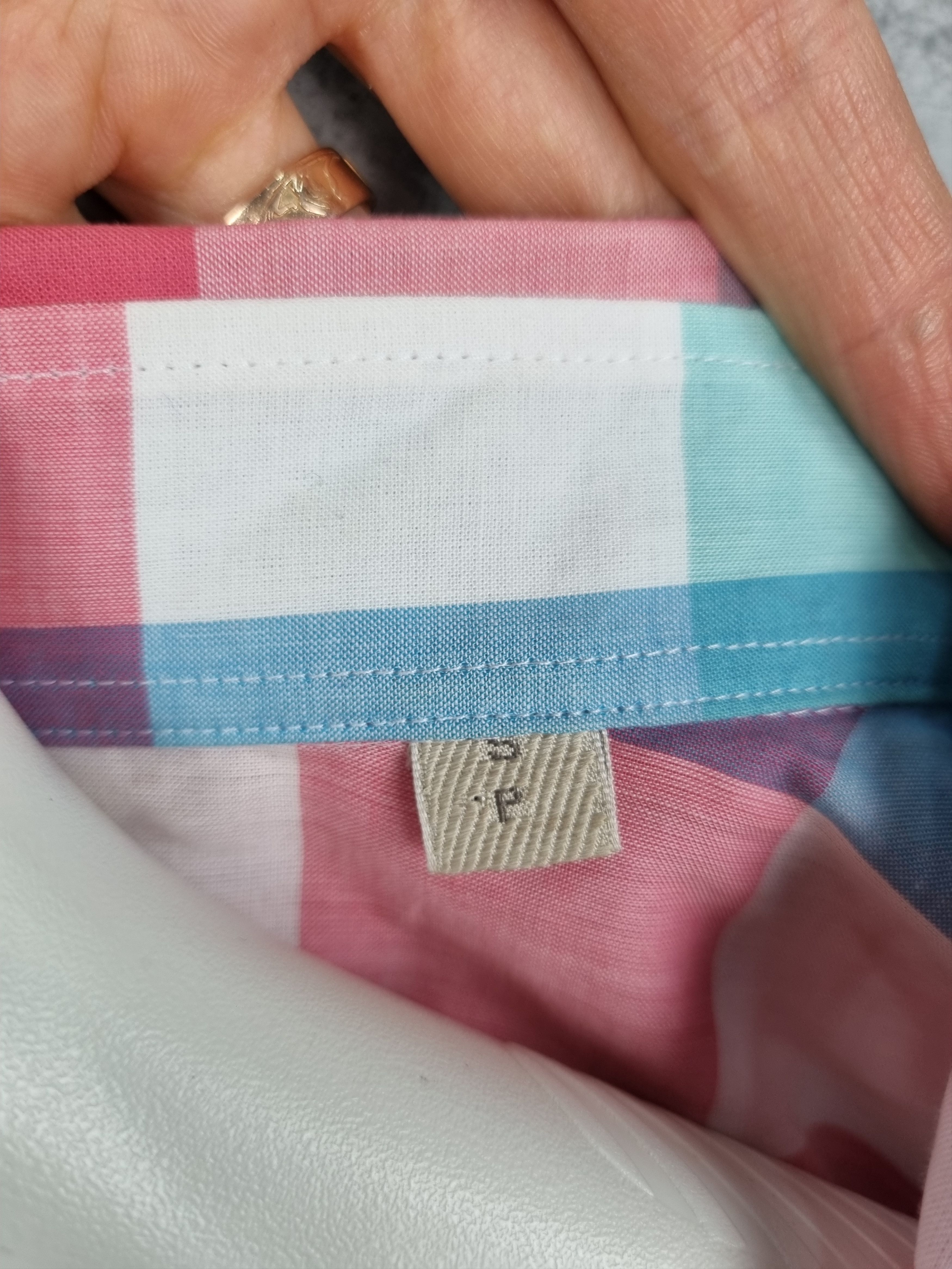 Burberry Burberry Very Light Plaid Shirt Size S / US 4 / IT 40 - 14 Thumbnail