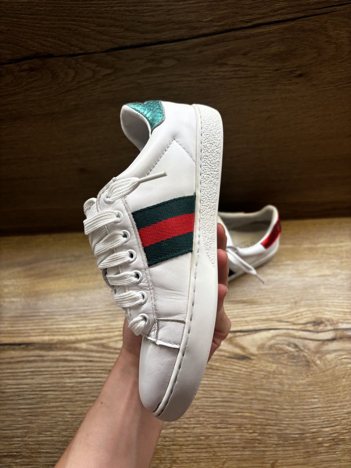 Gucci Gucci women’s casual shoes with little bee ZY209-1 Size US 7 / IT 37 - 4 Thumbnail