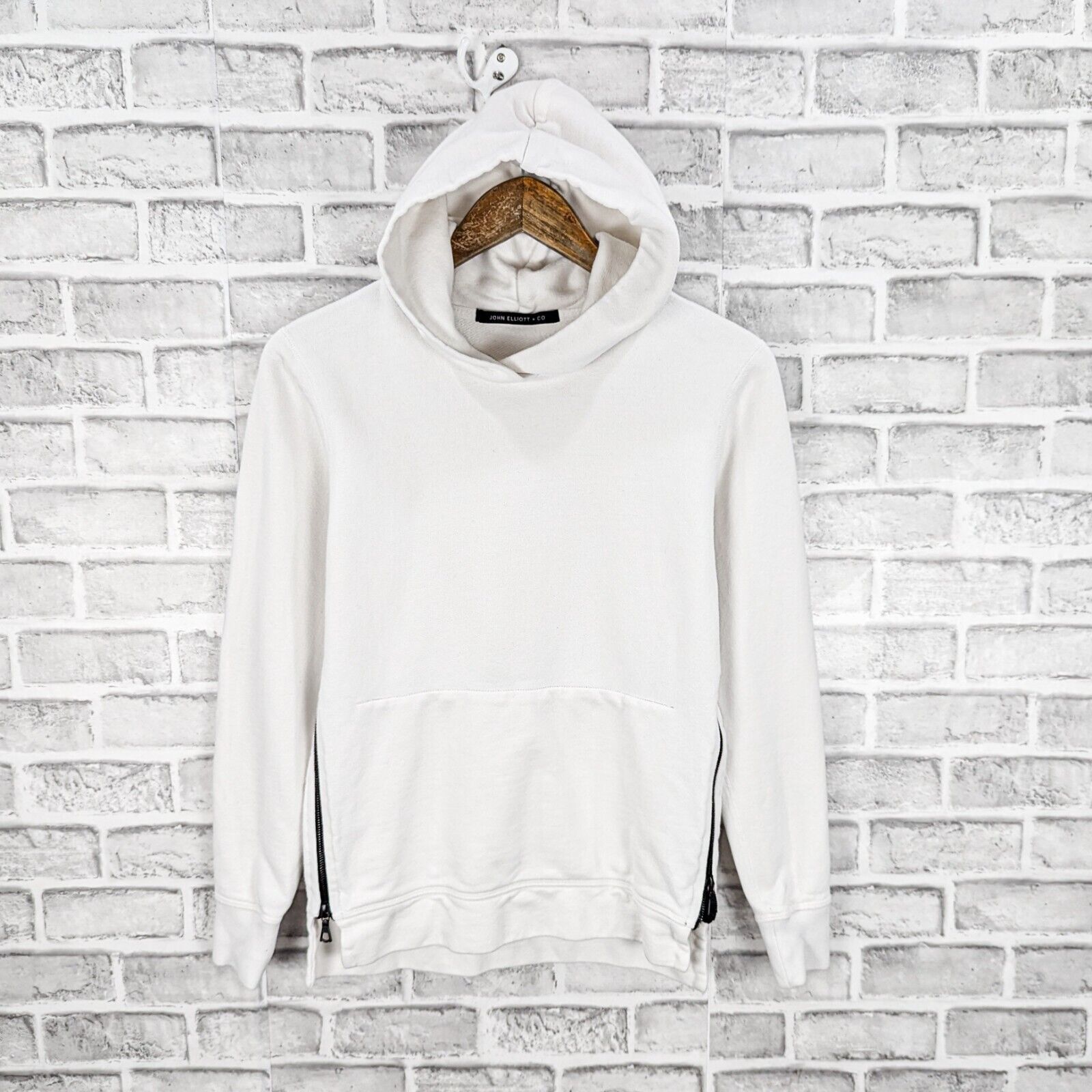 John Elliott JOHN ELLIOTT Cotton Hooded Villain Sweatshirt in White terry Size US XS / EU 42 / 0 - 1 Thumbnail