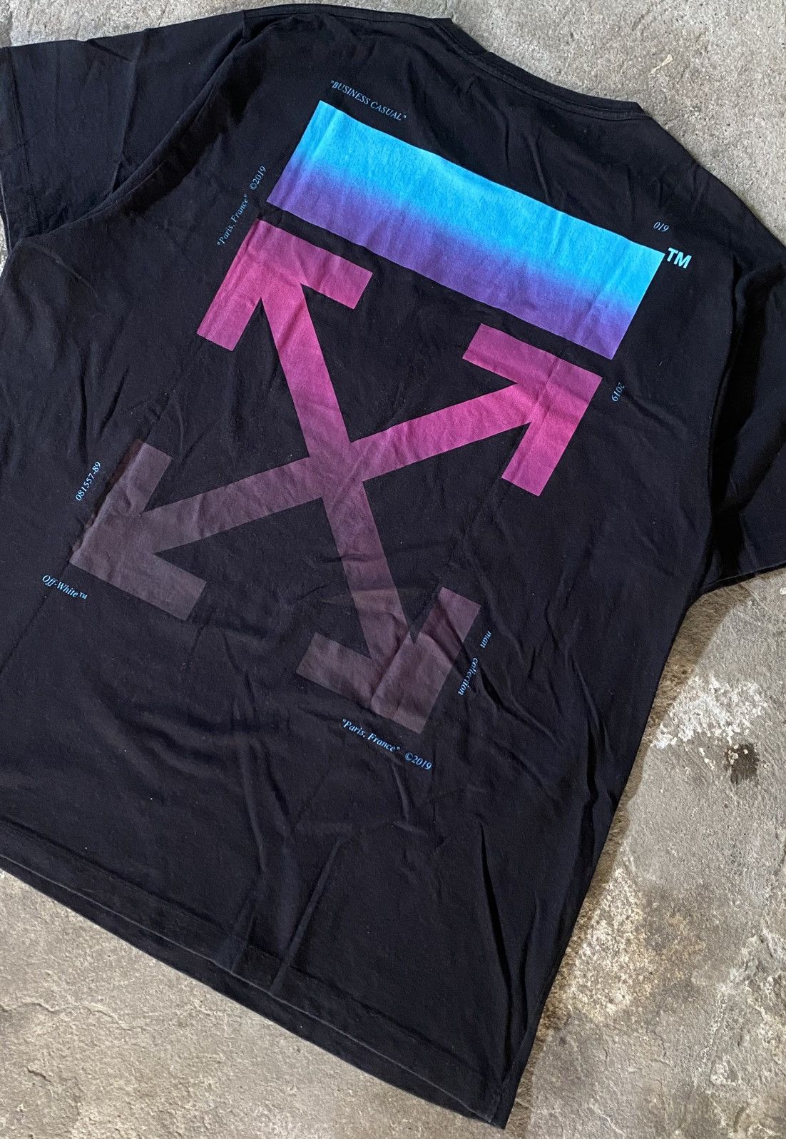 Off-White Off-White S/S18 Gradient Arrow T-Shirt Size US M / EU 48-50 / 2 - 7 Thumbnail