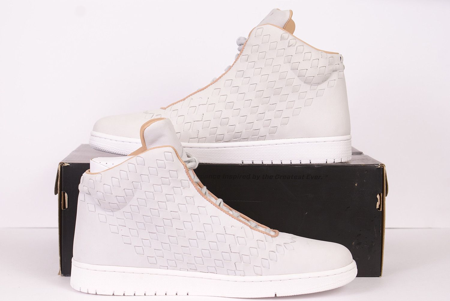 Jordan Brand 2014 Nike Air Jordan Shine WHITE PURE PLATINUM 689480 003 Size US 12 / EU 45 - 2 Thumbnail