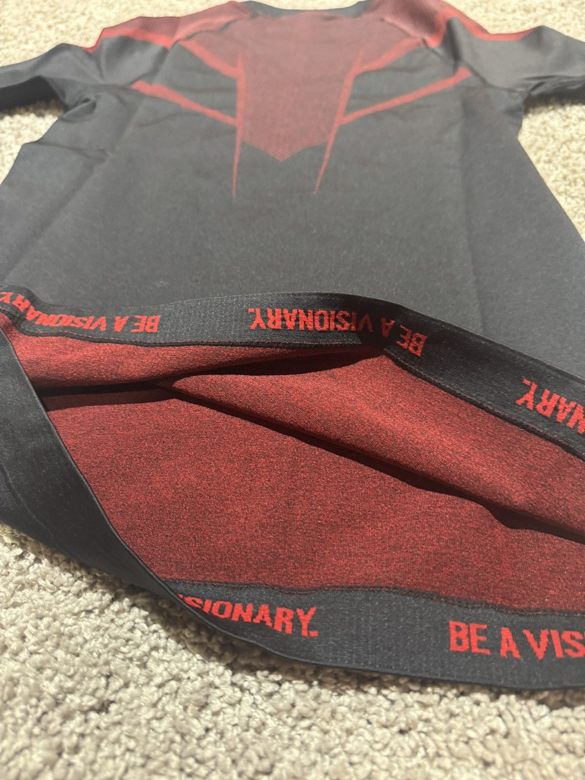 Gymshark Onyx V5 Carmine Red Long-sleeve Compression Shirt Size US S / EU 44-46 / 1 - 3 Thumbnail