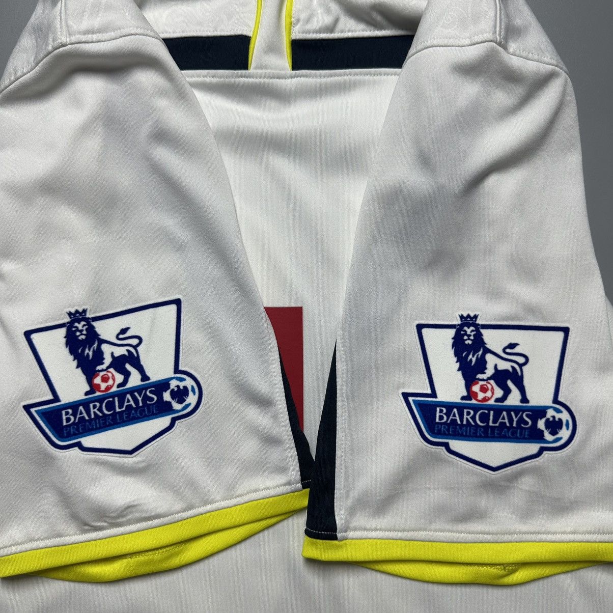 Under Armour TOTTENHAM UNDER ARMOUR 2014/2015 FOOTBALL JERSEY #19 DEMBELE Size US L / EU 52-54 / 3 - 8 Thumbnail
