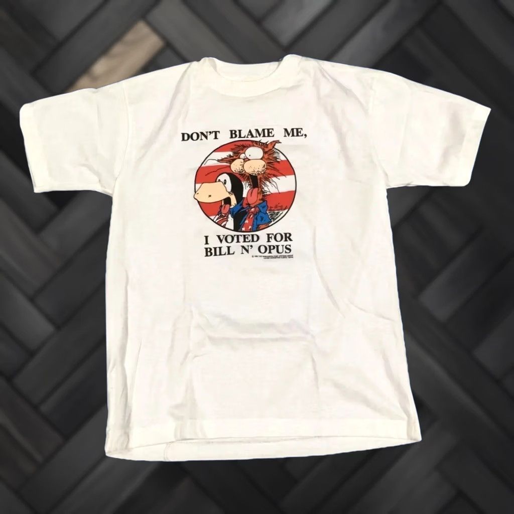 Vintage VINTAGE Don’t Blame Me I Voted For Bill N’ Opus T-Shirt 80s Washington Post L Shirt Men White 1980s Graphic Tee Size US L / EU 52-54 / 3 - 1 Thumbnail