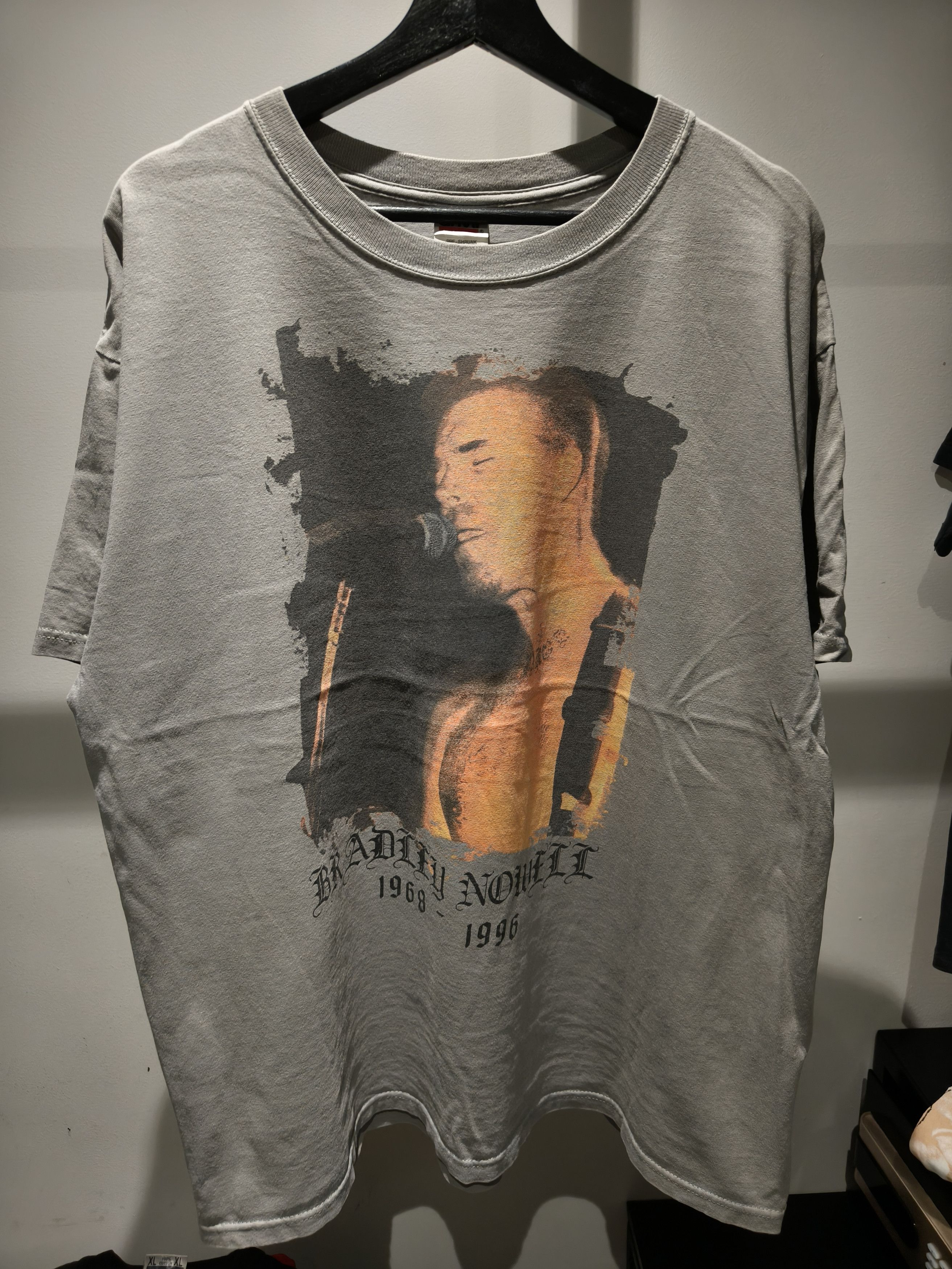 Sublime Vintage 90s Sublime (Rip Bradley nowell) shirt Size US XL / EU 56 / 4 - 1 Thumbnail