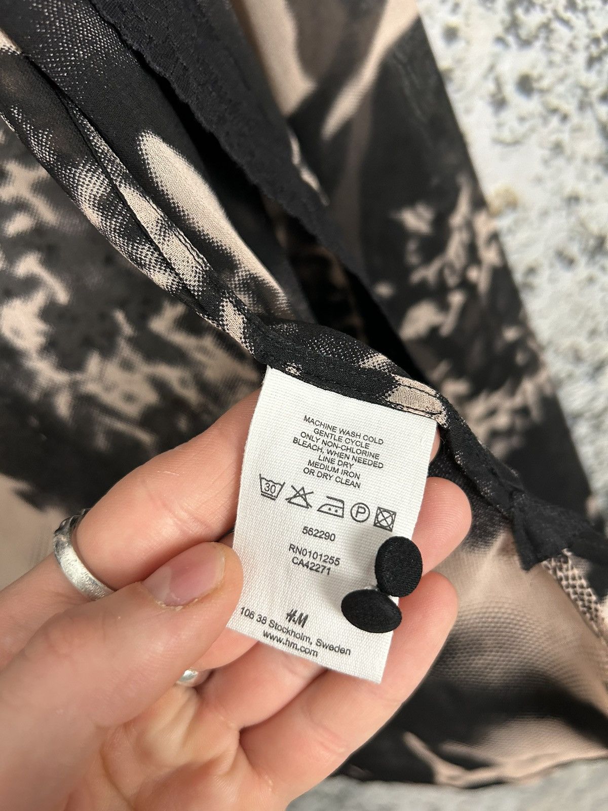 H&M Karl Lagerfeld x H&M Silk Shirt Luxury Avant-garde Rare Size S / US 4 / IT 40 - 6 Thumbnail