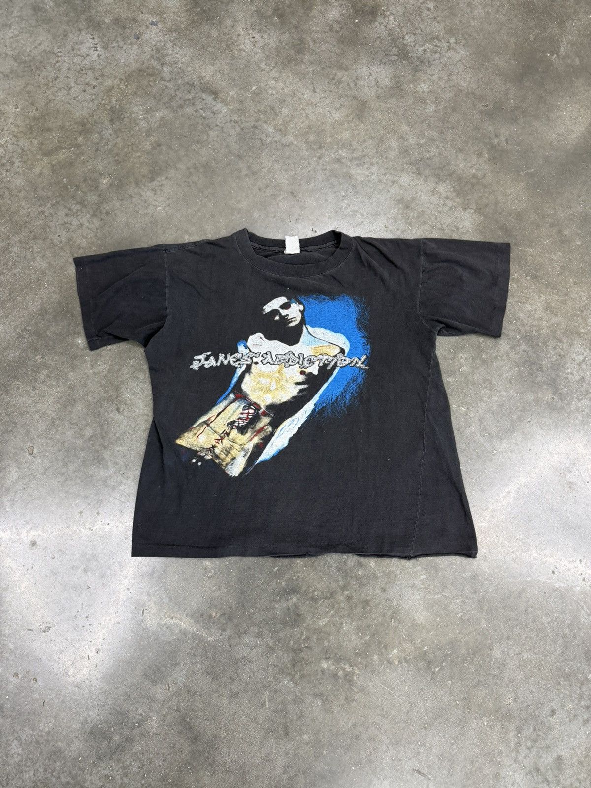 Jane's Addiction Vintage JANES addiction Tour shirt Size US L / EU 52-54 / 3 - 1 Thumbnail