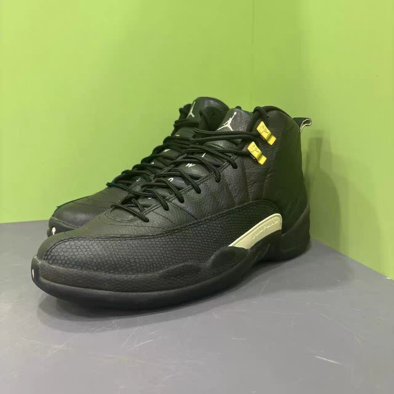 Jordan Brand Air Jordan 12 Black Gold K15 Size US 9 / EU 42 - 1 Thumbnail