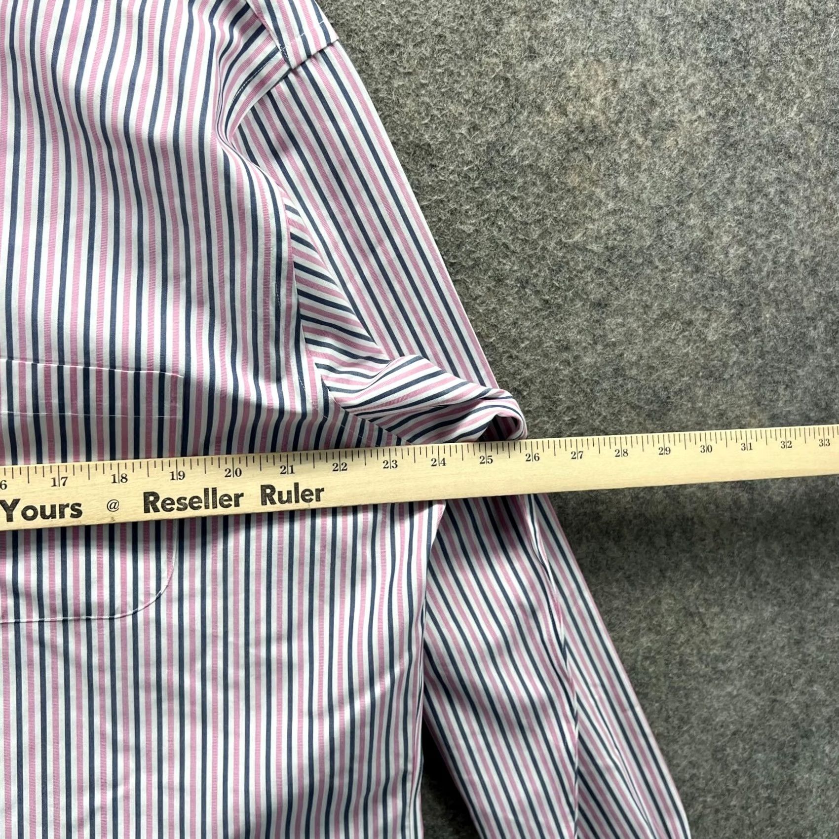 Brooks Brothers Brooks Brothers Shirt Mens 17 33 Pink Button Down Preppy Striped Regent Cotton Regular Long Sleeve Christmas? Size US XL / EU 56 / 4 - 3 Thumbnail