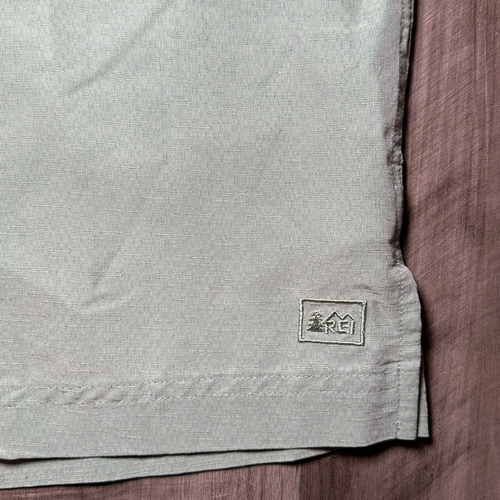 Rei REI Modal Rayon Blend Short Sleeve Button Down - Large Size US L / EU 52-54 / 3 - 5 Thumbnail