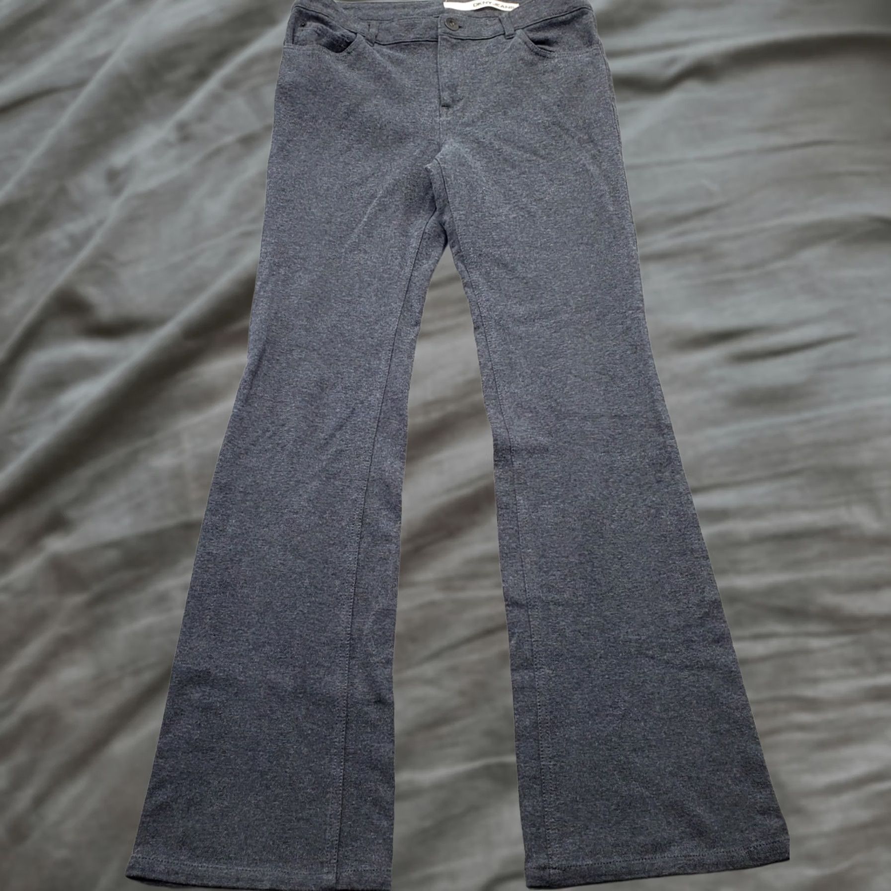 DKNY DKNY Womens Size 8 Gray Flared Pants 5 Pockets Comfort Fit Inseam 31.5" High Rise Old/Low Waist Casual Pants Size 30" / US 8 / IT 44 - 1 Thumbnail