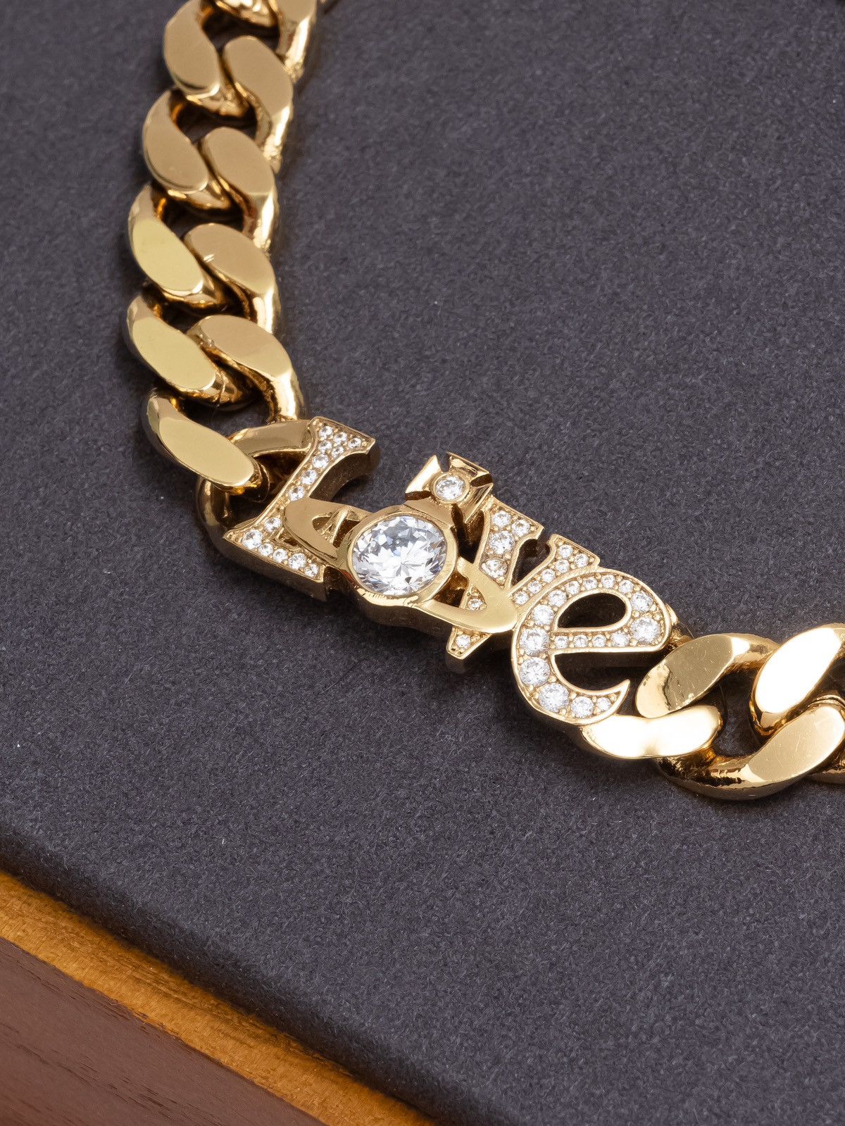 Vivienne Westwood Vivienne Westwood Necklace Size ONE SIZE - 1 Thumbnail
