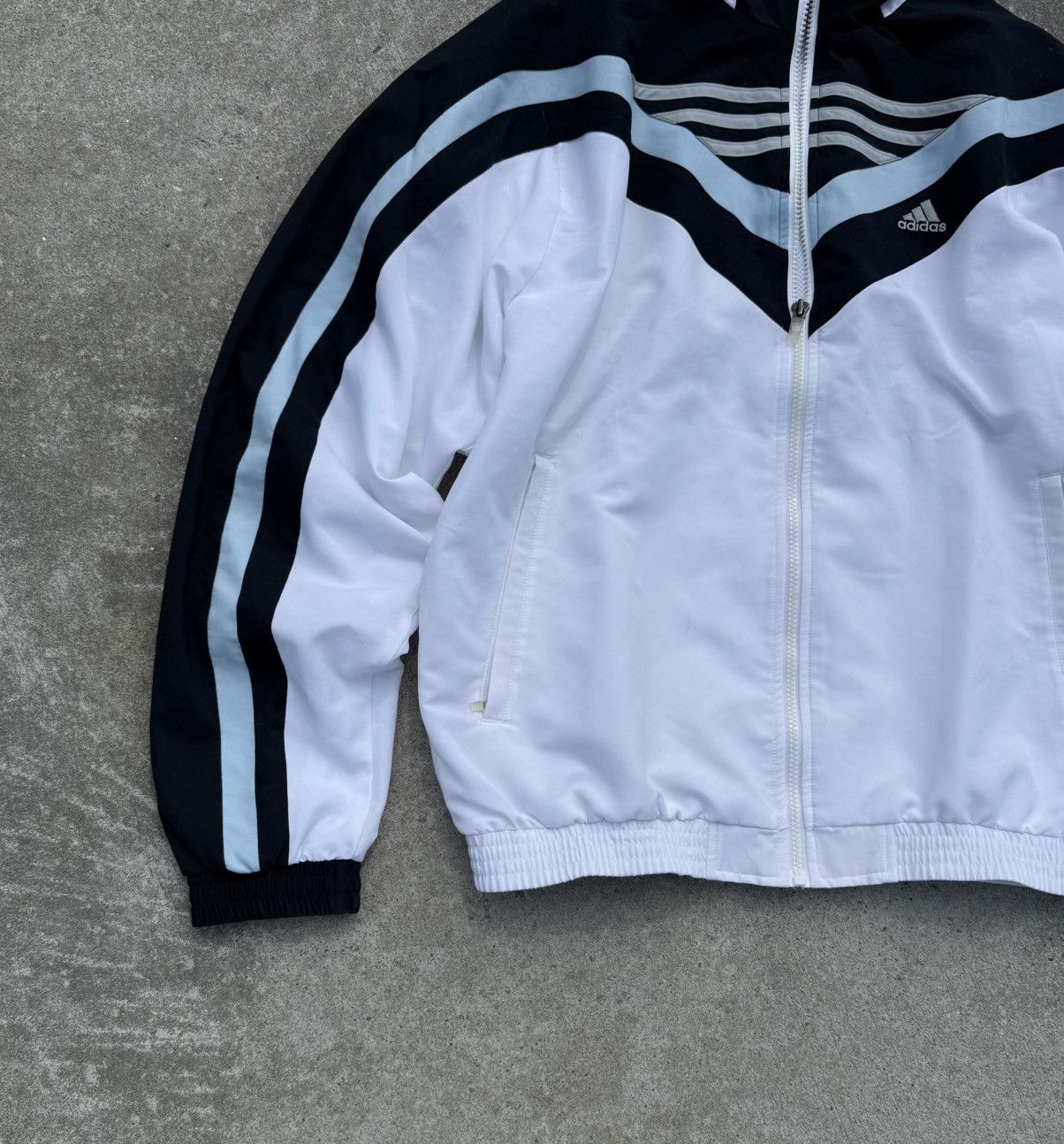 Adidas × Vintage Vintage Adidas Y2K avantgarde streetwear jacket Size US M / EU 48-50 / 2 - 7 Thumbnail