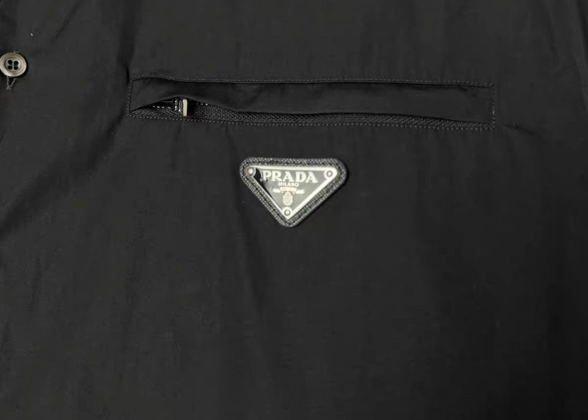 Prada Prada SS24 Triangle Technical Pocket Long Sleeve Shirt J31 Size US XL / EU 56 / 4 - 5 Thumbnail