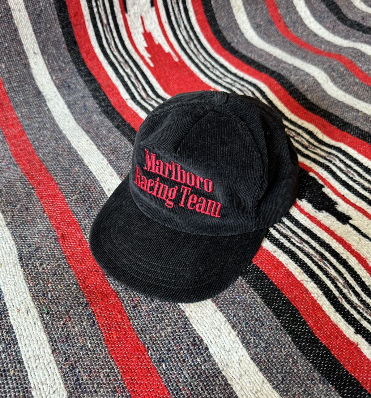 90's VINTAGE Marlboro コーデュロイ キャップ 90's VINTAGE Marlboro コーデュロイ キャップ - メルカリ