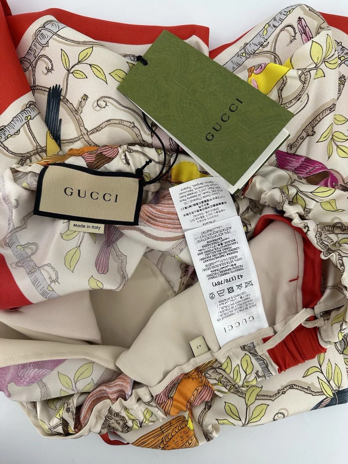 Gucci new Gucci Silk Shorts SIze-IT-42-EU-38-M women's Size 28" / US 6 / IT 42 - 8 Thumbnail