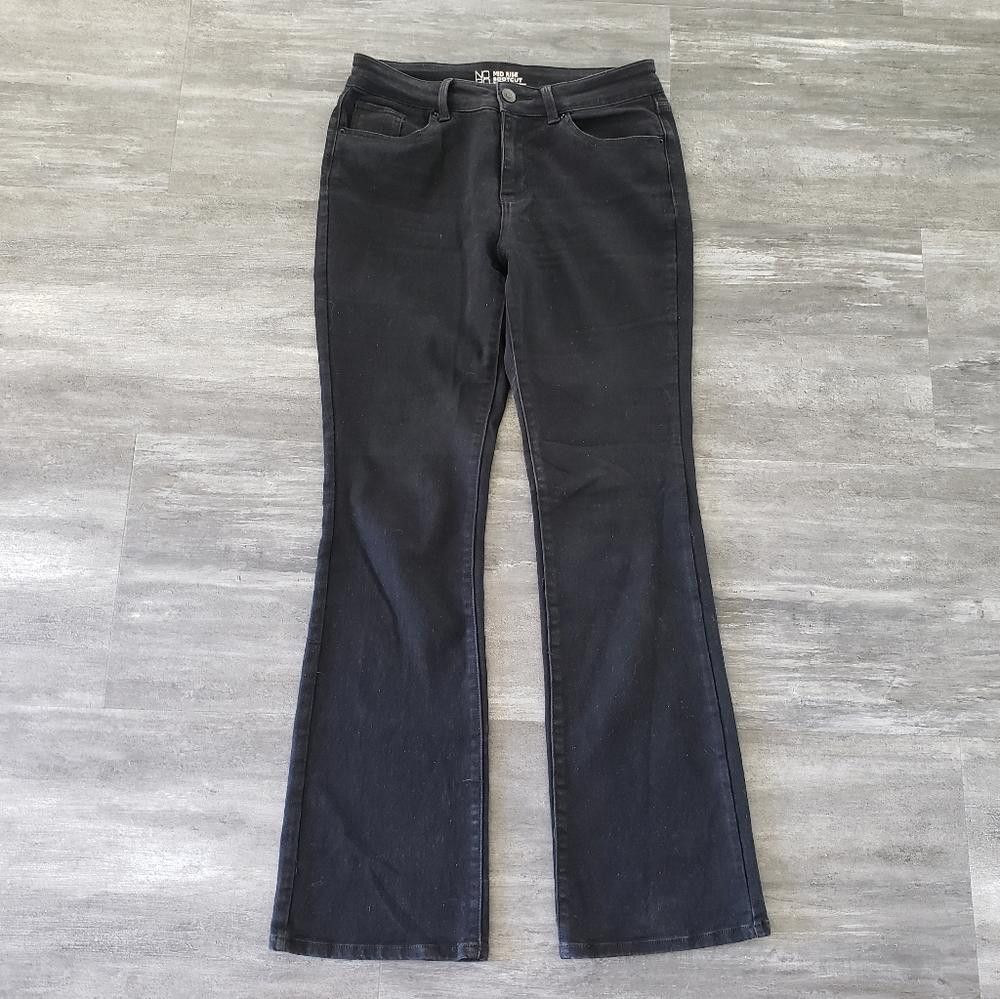 Designer Black NOBO Mid Rise Bootcut Jean Size 30" / US 8 / IT 44 - 1 Thumbnail