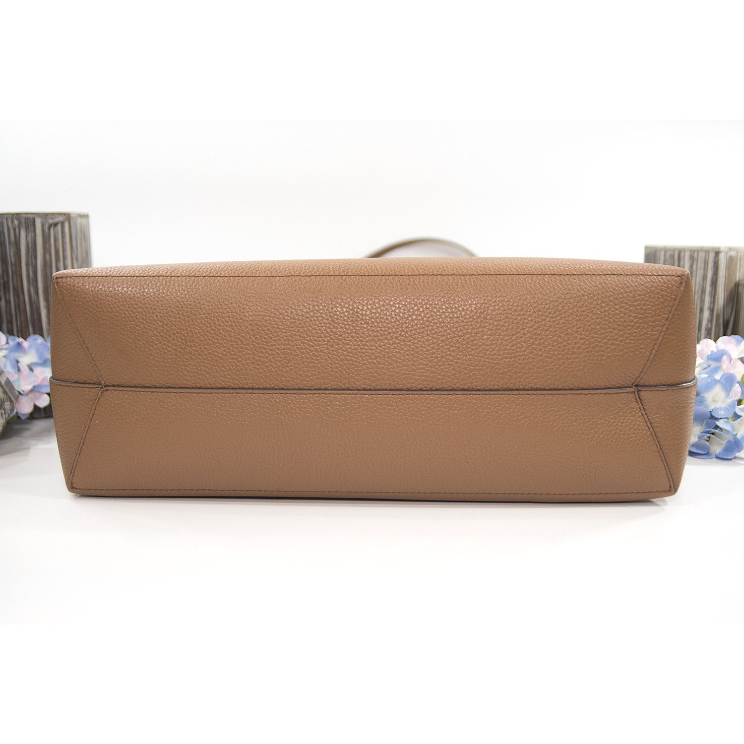 Michael Kors Michael Kors Luggage Leather Eliza XL Extra Large Reversible Size ONE SIZE - 5 Thumbnail